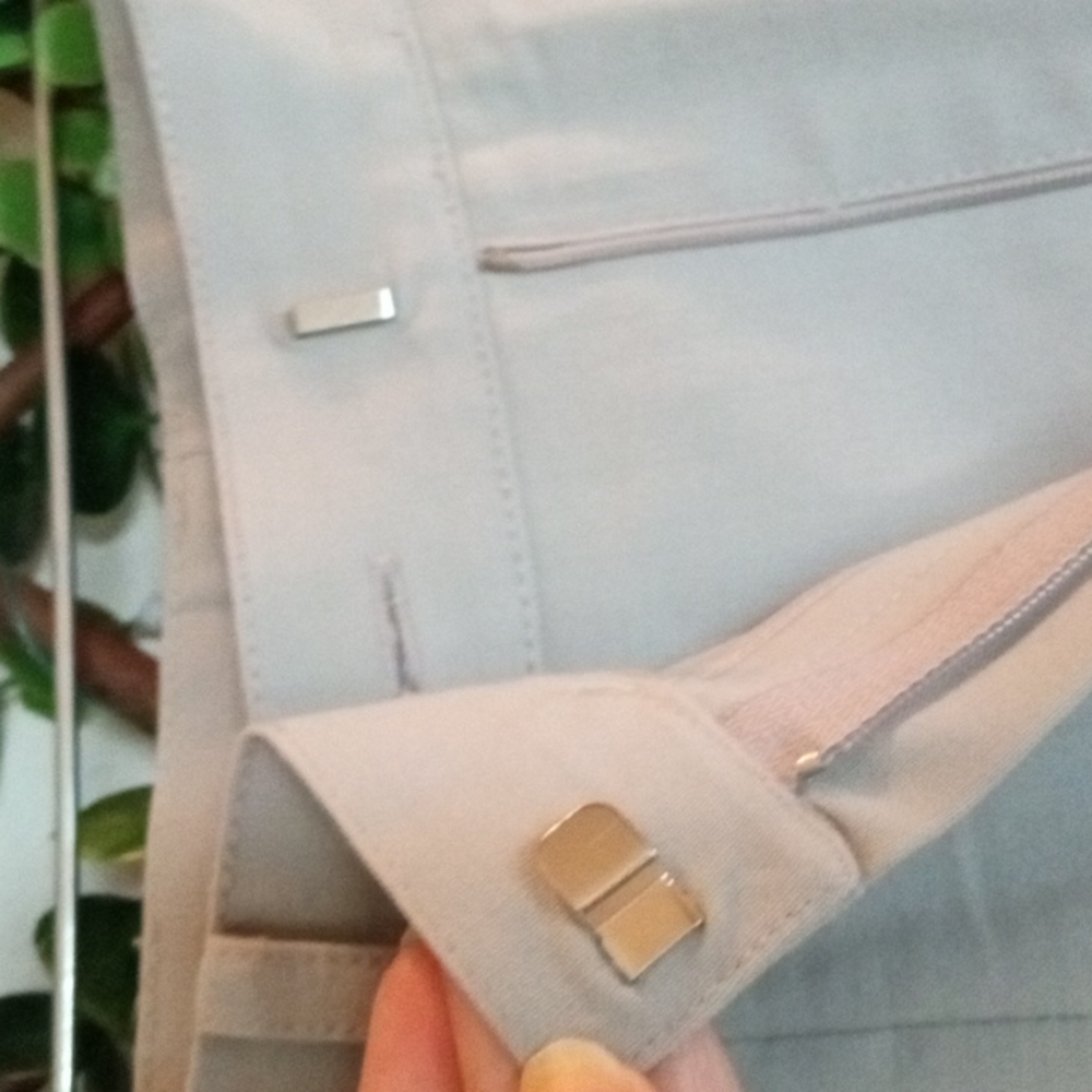 Trousers - Picture 6 of 9